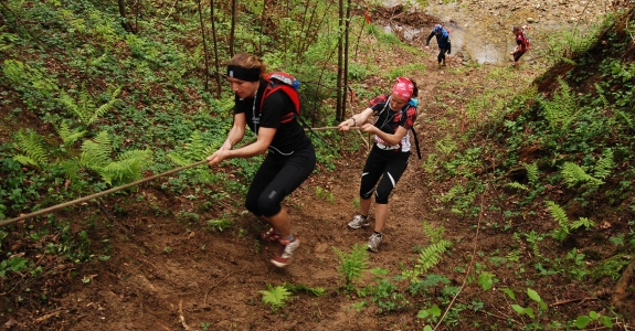 Monteregio Trail - passaggio sulle corde